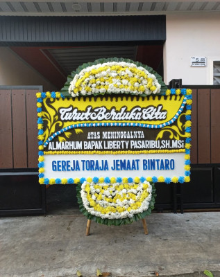 Papan Bunga Duka di Pontianak Utara