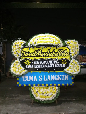 Papan Bunga Duka di Pontianak Utara